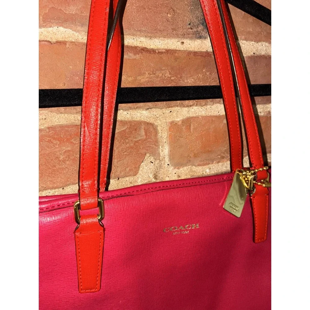 Coach NYC Tote Bag‎ Pink Red Leather Gold Hardware
